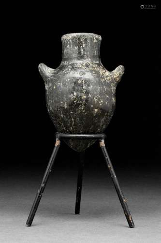 ANATOLIAN YORTAN BLACKWARE VESSEL