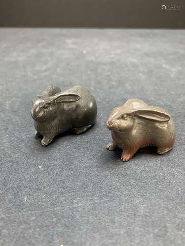 Pair of soapstone carved rabbits - AS IS