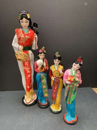 Lot of four vintage Chinese figures - AS IS