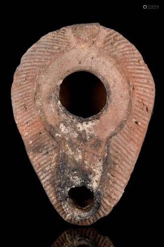 ROMAN POTTERY OIL LAMP OIL LAMP