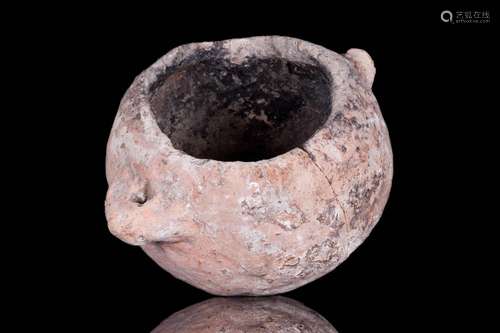 A CHALCOLITHIC POTTERY VESSEL