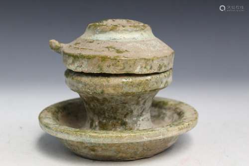 Chinese Green Glazed Pottery Juicer.