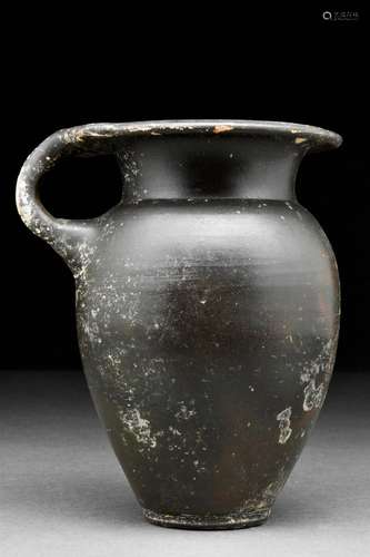 A GREEK APULIAN BLACKWARE OLPE