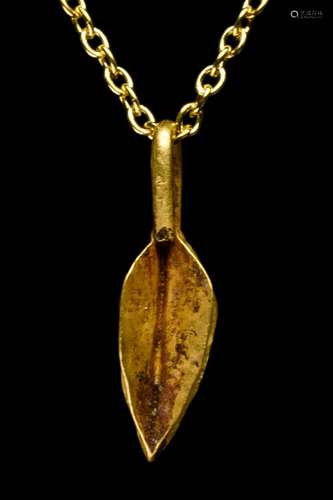 HELLENISTIC GOLD SPEAR PENDANT