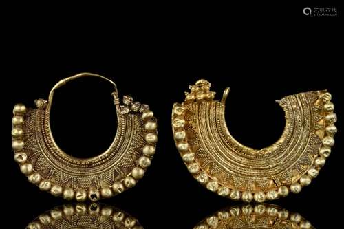 ACHAEMENID GOLD PENANNULAR EARRINGS