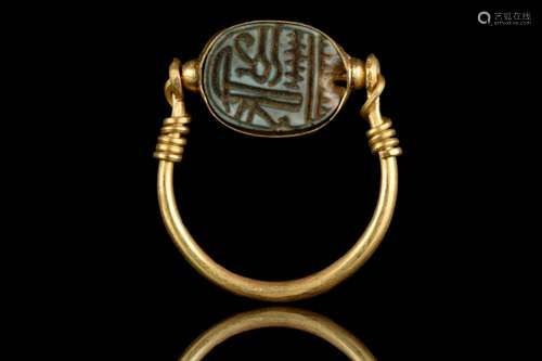 AN ANCIENT EGYPTIAN GOLD SWIVEL RING