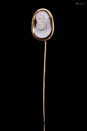 A POST CLASSICAL GOLD CAMEO BROOCH OF HERAKLES