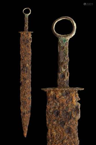 ROMAN IRON SWORD WITH RING POMMEL