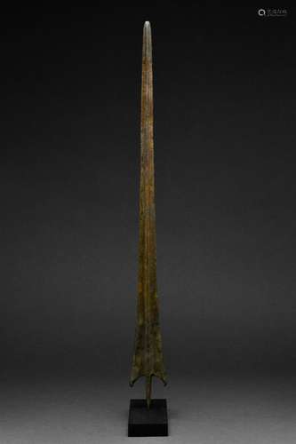 AN ANCIENT WESTERN ASIATIC/AEGEAN LONG SPEAR WITH CRESCENTIC...