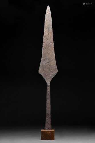 VIKING IRON SOCKETED SPEAR HEAD