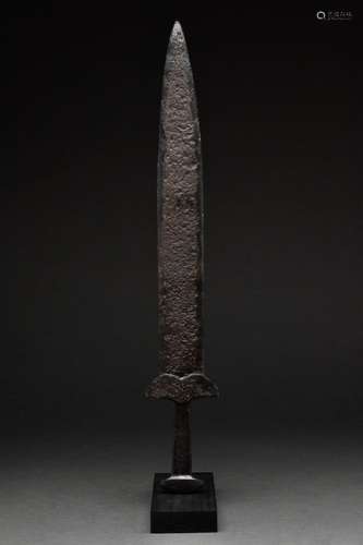 A SCYTHIAN IRON ACINACES LONG SWORD