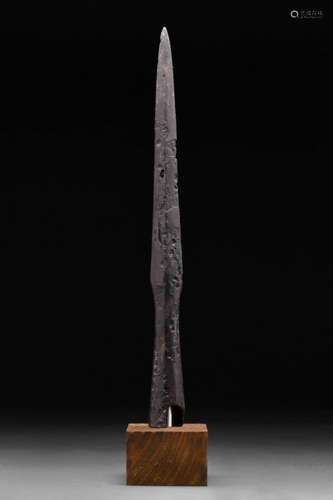 ROMAN IRON SOCKETED "LANCEHEAD" SPEAR HEAD