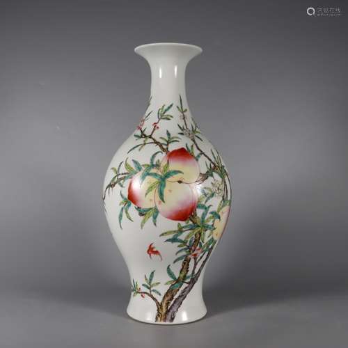 A fencai glaze vase meiping