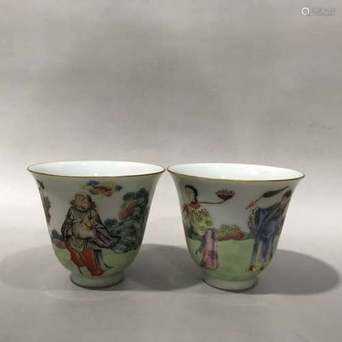 Pair fencaiglaze cups