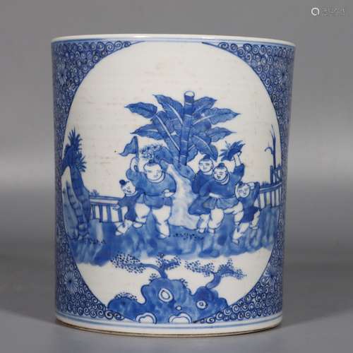 A blue and white brush pot