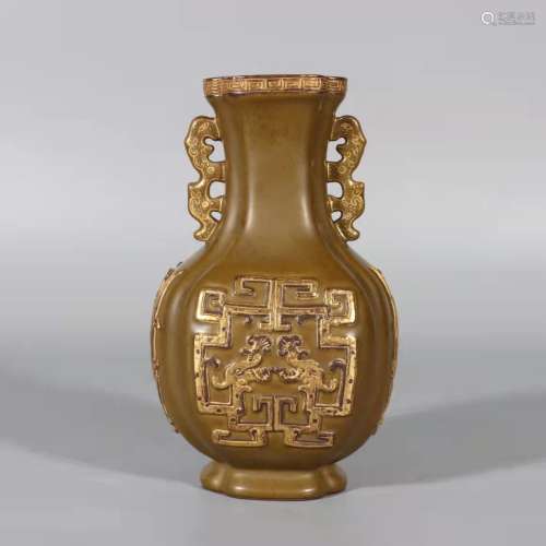 A porcelain dragon vase