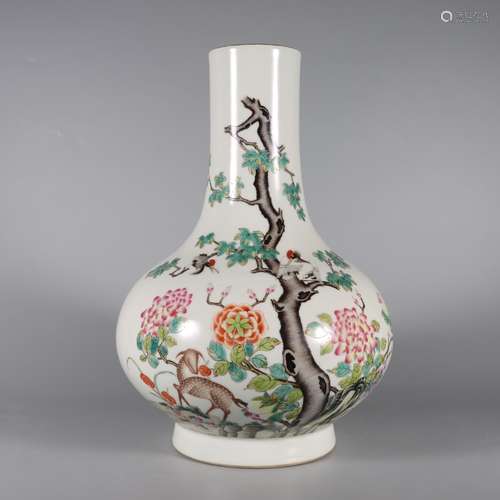 A fencai glaze vase