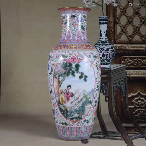 A fencai glaze figural vase
