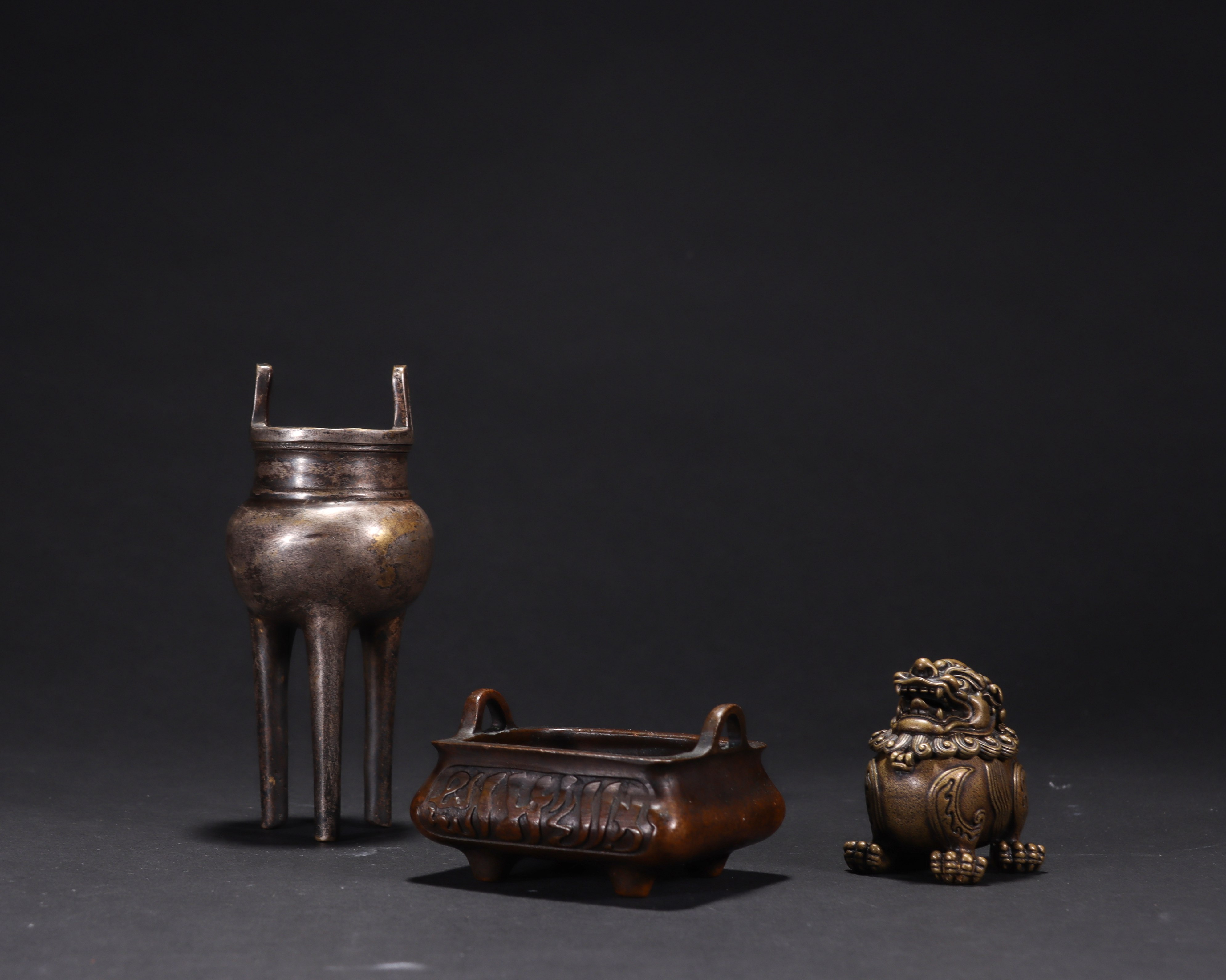 中国 唐物 三つ足銅香炉 古銅 大明宣徳年製 重量約407g 価格比較