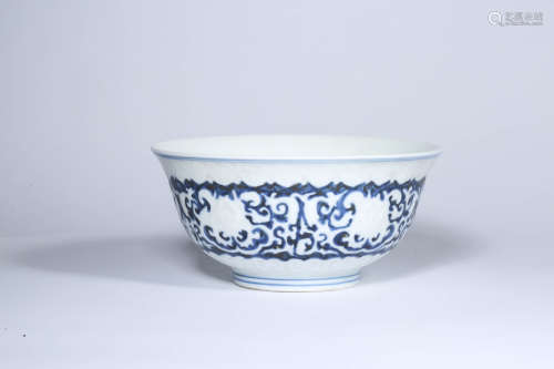 Blue and White Incised Interlocking Lotus Bowl, Xuande Mark