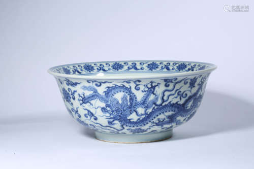 Blue and White Interlocking Lotus Bowl, Xuande Mark