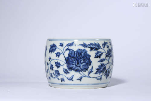 Blue and White Flower Jar and Cover, Xuande Mark