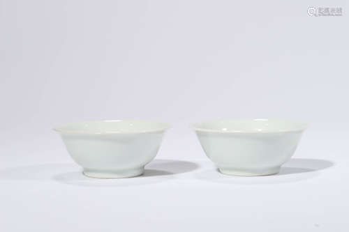 A Pair of White Glaze Orchid Cups?Ruoshenzhencang Mark