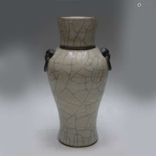 歌釉冰裂文成化年製花瓶