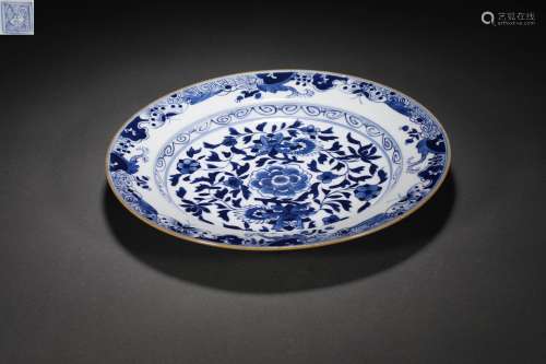 Blue and white flower large plate