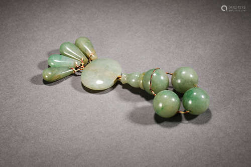 A set of jadeite beads with beads