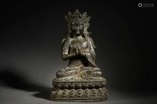 Seated iron statue of Sakyamuni Buddha
