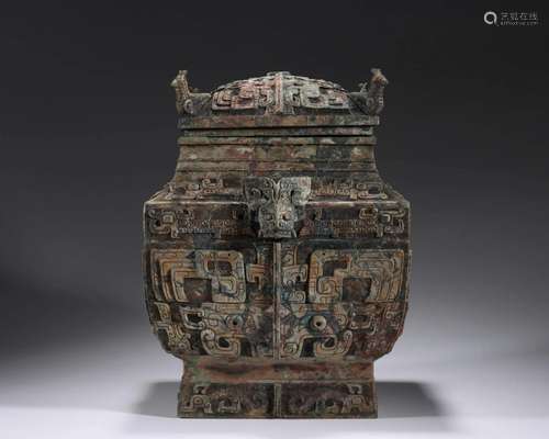 A Chinese Bronze Wine Vessel Lei West Zhou Dyn.