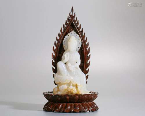 A Chinese Carved Jade Guanyin Qing Dyn.