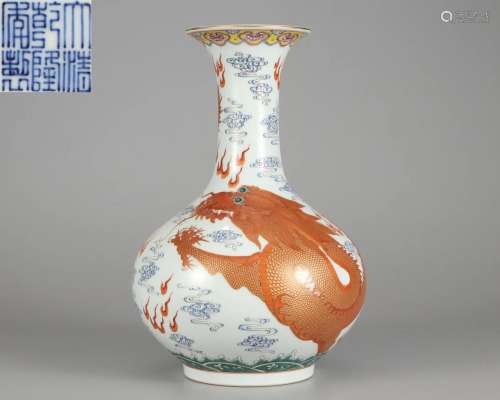 A Chinese Famille Rose and Gilt Dragon Vase Qing Dyn.