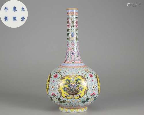 A Chinese Famille Rose Bottle Vase Qing Dyn.
