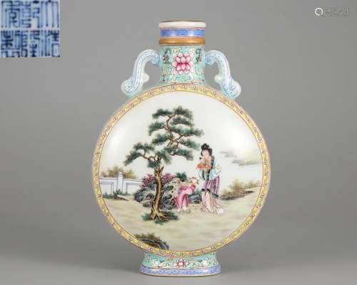 A Chinese Famille Rose Figures Bianhu Qing Dyn.