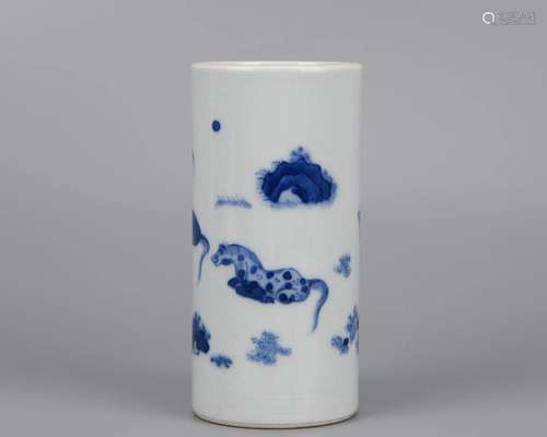 A Chinese Blue and White Brushpot Chongzhen Period