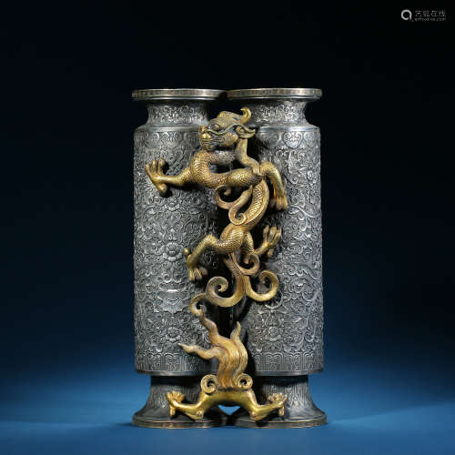 Qing Dynasty,Pure Silver Dragon and Phoenix Bottle