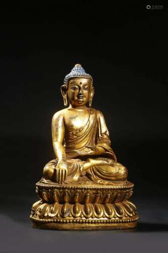 Qing: A Gilt Bronze Seated Sakyamuni Buddha Statue