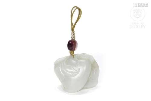 Carved jade pendant, 20th century