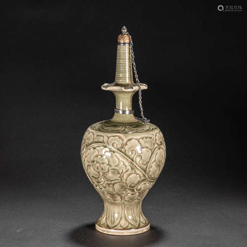 CHINA YAOZHOU WARE LONG NECK BOTTLE, FIVE DYNASTIES PERIOD