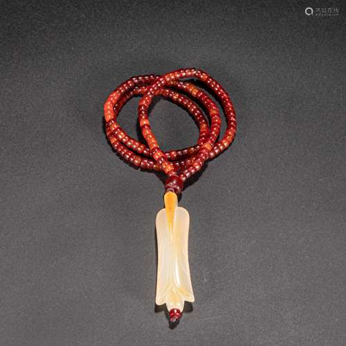 CHINESE AGATE BEADS NECKLACE, WESTERN ZHOU DYNASTY