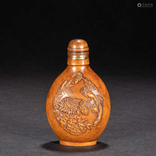 CHINESE BOXWOOD SNUFF BOTTLE, QING DYNASTY