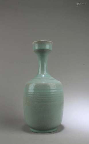 Chinese Ruyao Vase