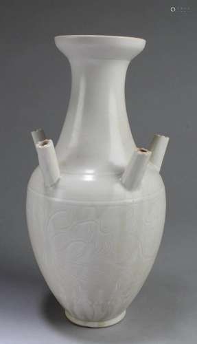 Chinese DingYao 'Six Mouth' Vase
