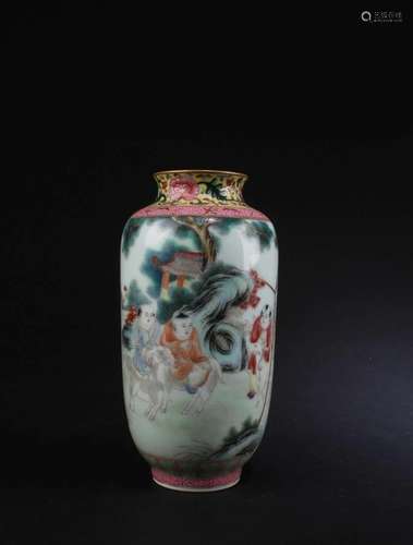 Chinese Porcelain Vase