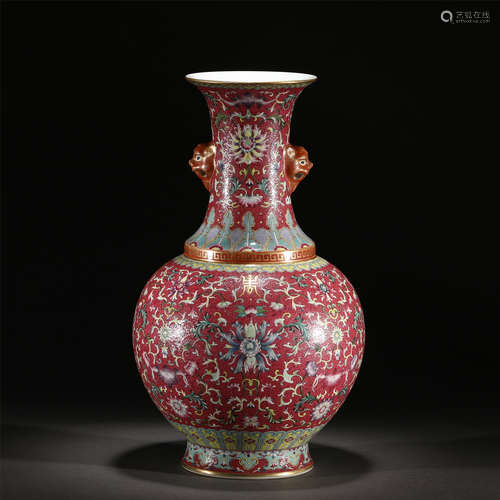 A FAMILLE ROSE ENTWINE BRANCHES LOTUS PORCELAIN VASE /QING D...