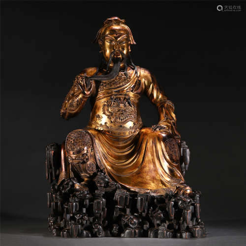 A BRONZE GUANGONG STATUE  /QING DYNASTY