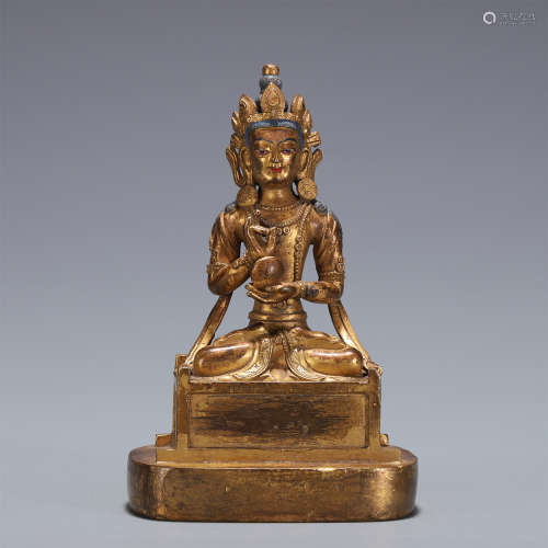 A GILT BRONZE FIGURE OF BUDDHA SEATED STATUE/QING DYNASTY