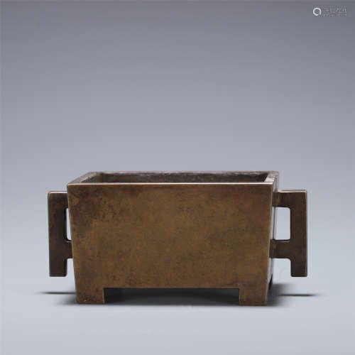 A BRONZE SQUARE CENSER/QING DYNASTY